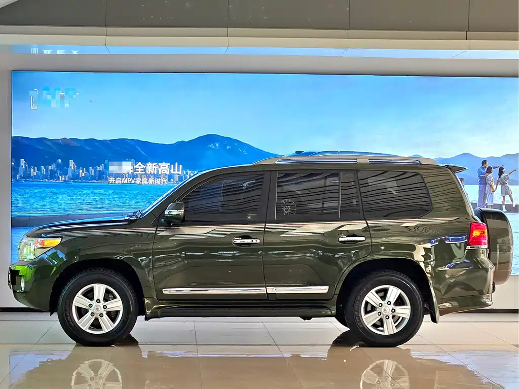 Land Cruiser (Import) Middle East