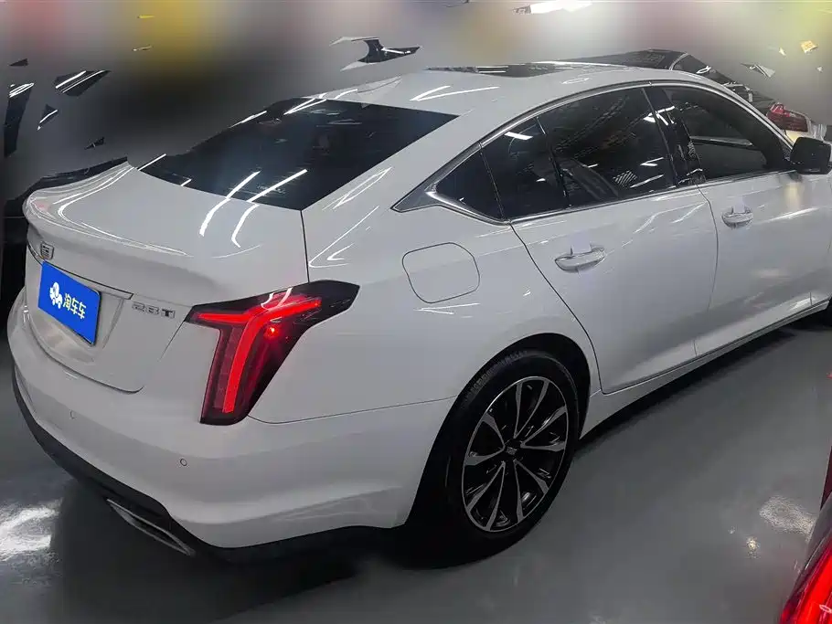 Cadillac CT5 28 T Platinum