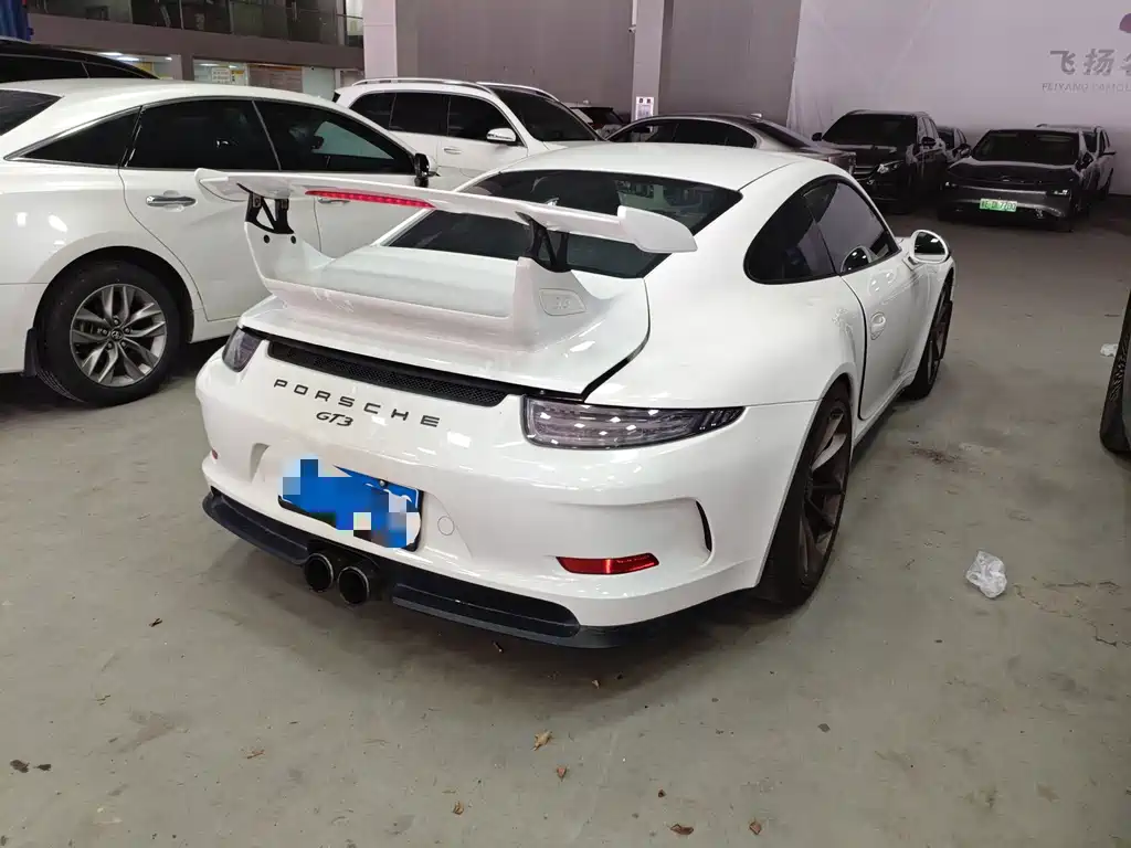 Porsche 911 GT3 3.8 L