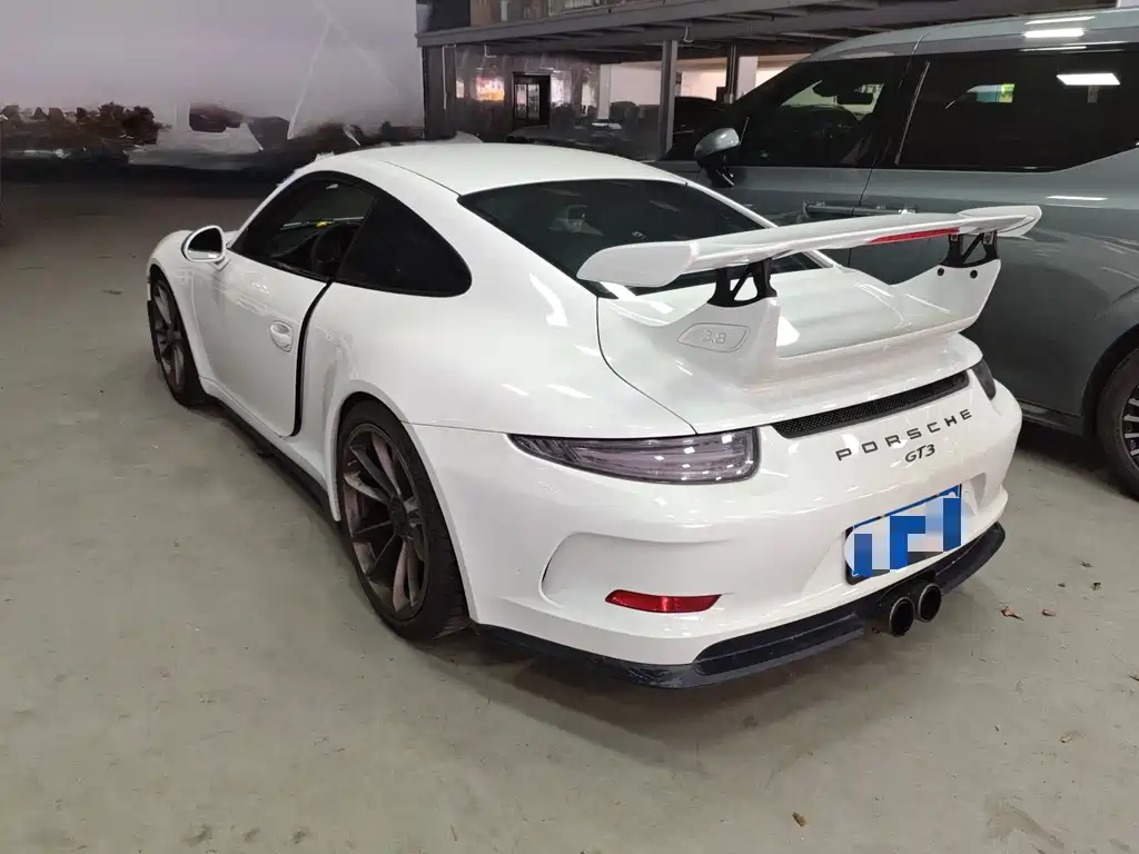 Porsche 911 GT3 3.8 L