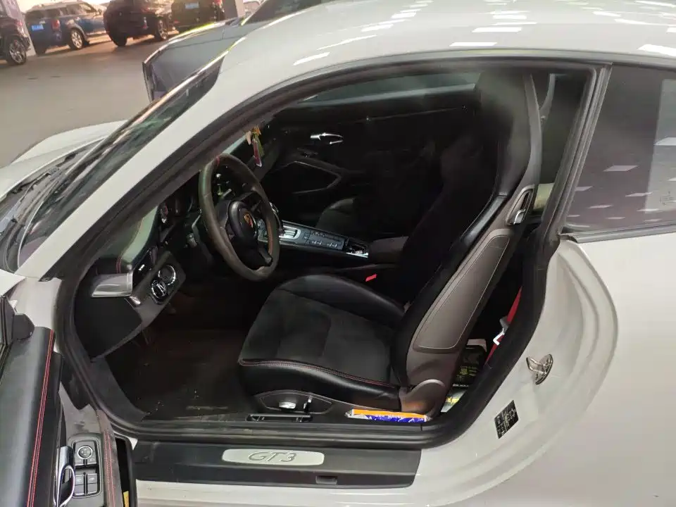 Porsche 911 GT3 3.8 L