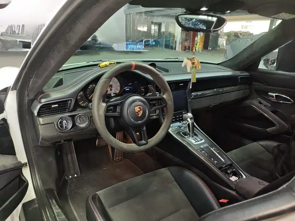 Porsche 911 GT3 3.8 L