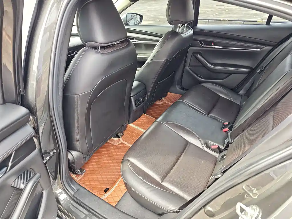 Mazda 3 Axela 2.0 L Auto Quality Engine