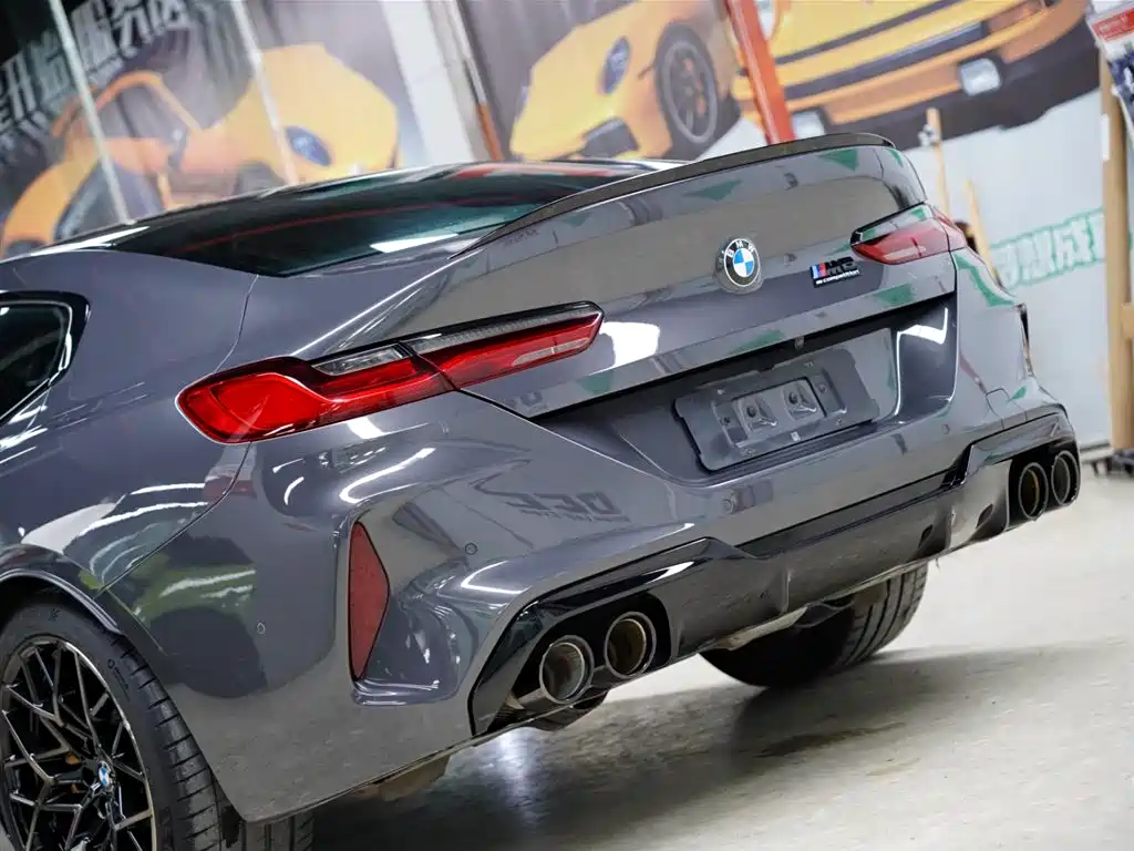 BMW M8 M8 4-door Coupe Thunder