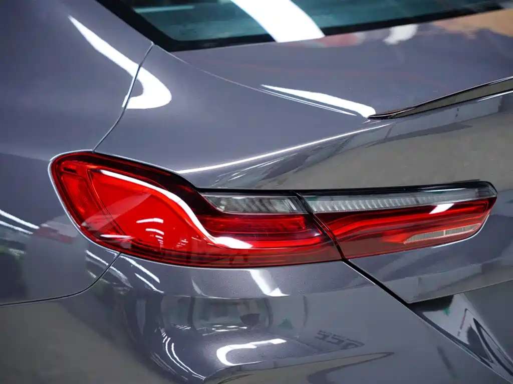 BMW M8 M8 4-door Coupe Thunder