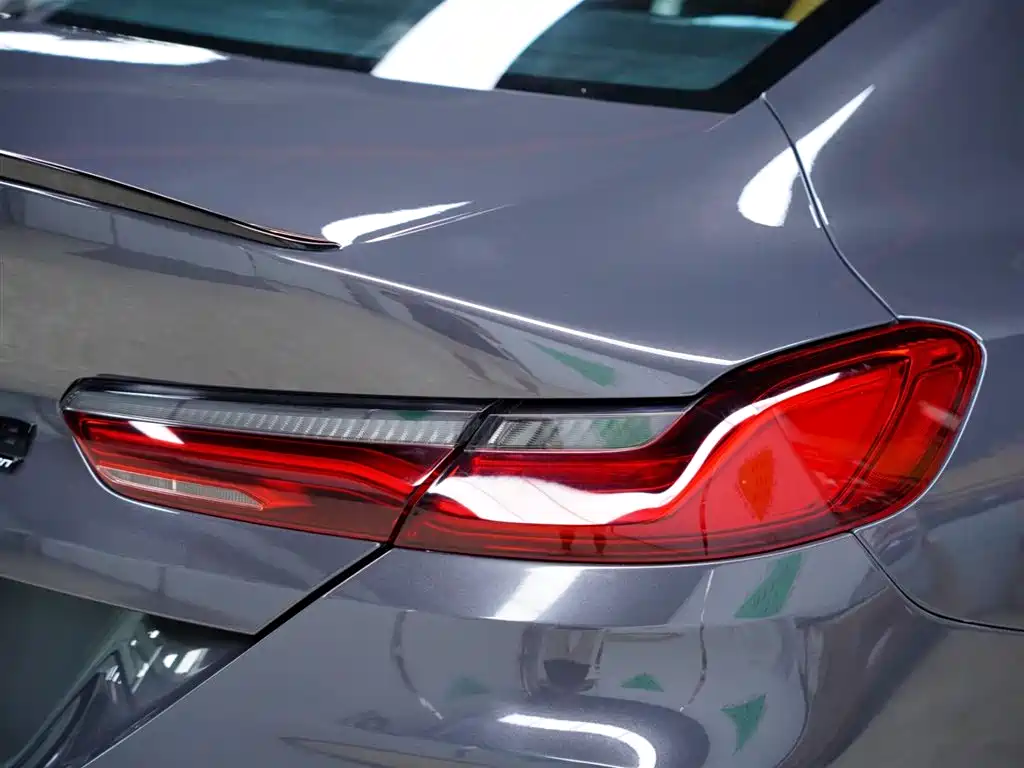 BMW M8 M8 4-door Coupe Thunder