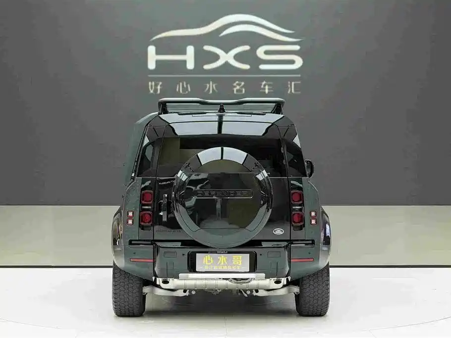 Land Rover Defender 110 3.0 T P400 Dark Special Edition