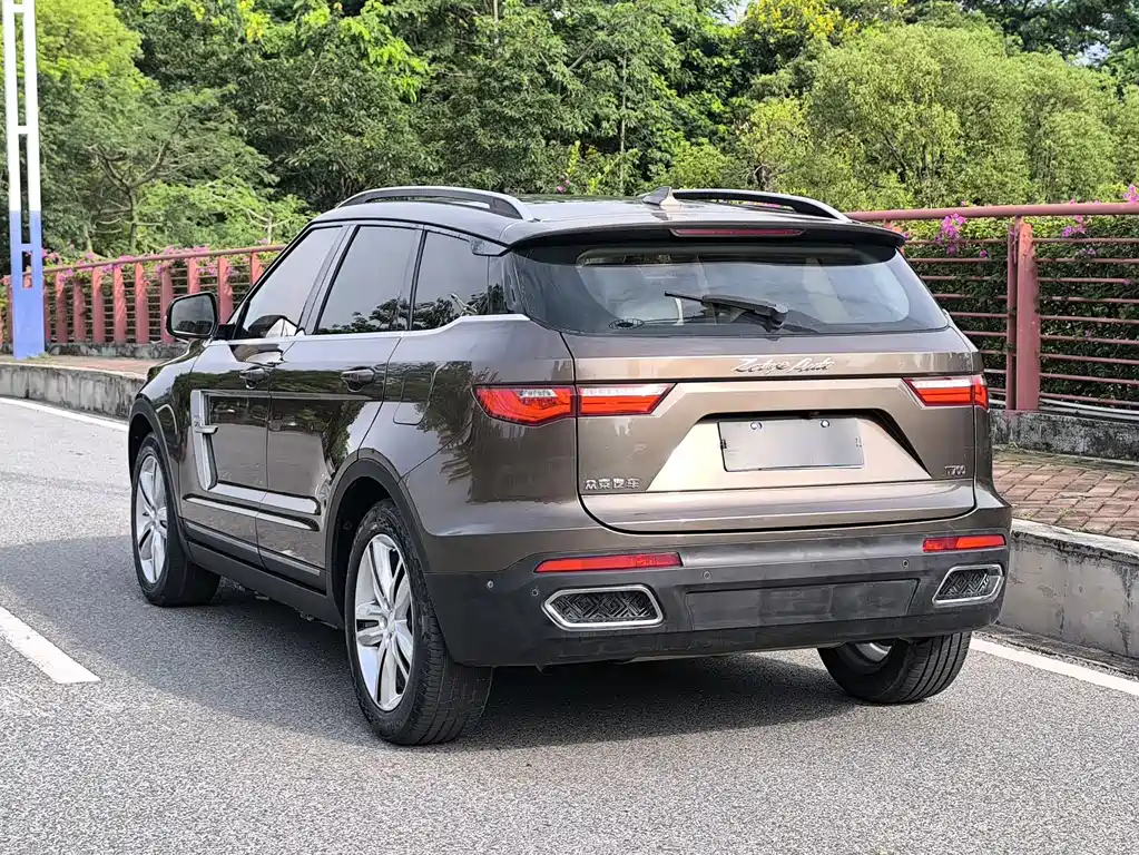 Zotye T700 众泰T700 2017款 2.0 T 自动旗舰型