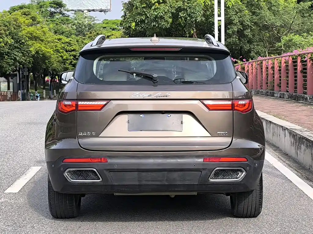 Zotye T700 众泰T700 2017款 2.0 T 自动旗舰型