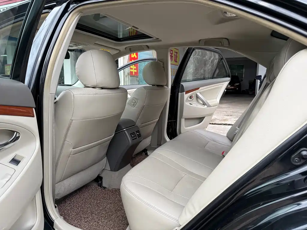 Camry 200 G Classic Luxury