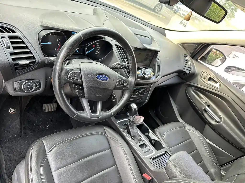 Kuga EcoBoost 180 2 WD