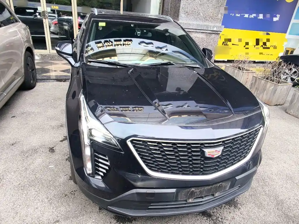 Cadillac XT4 28 T 2 WD Tech