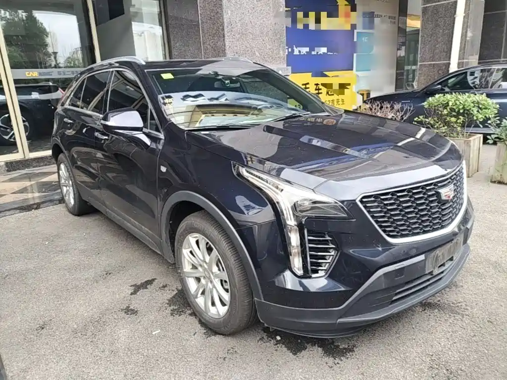 Cadillac XT4 28 T 2 WD Tech