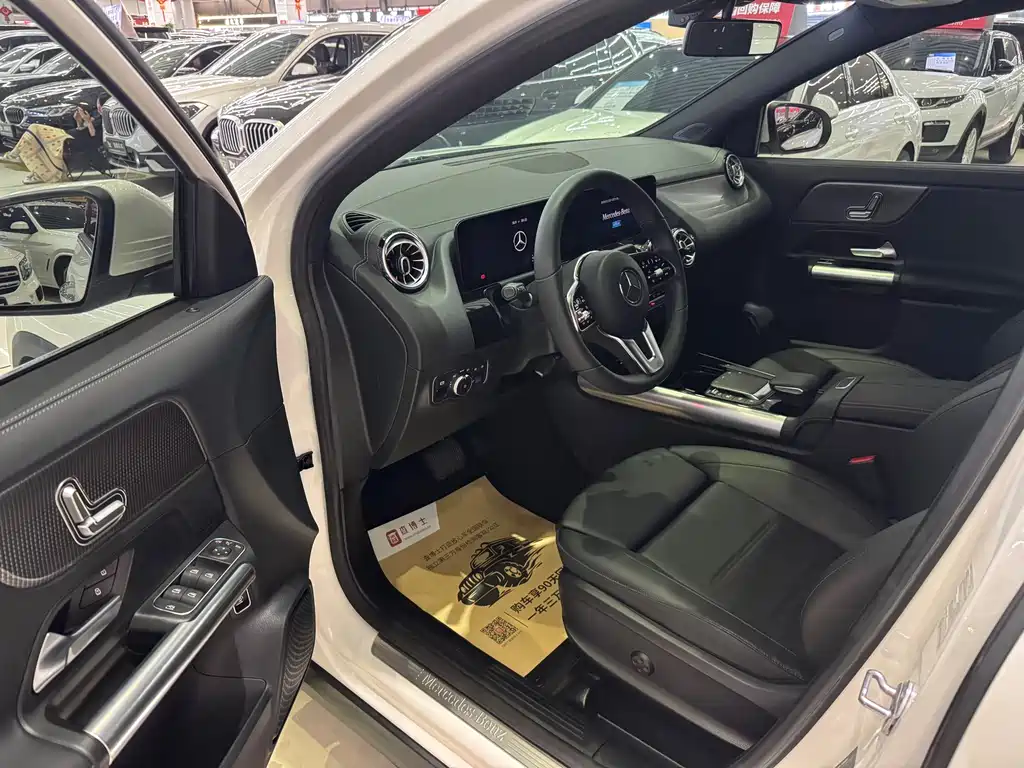 Mercedes-Benz GLA GLA 200