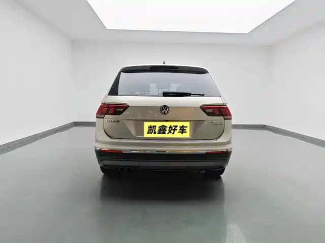 Tiguan L 330 TSI Auto 2 WD Smart Motion Luxury CN-VI
