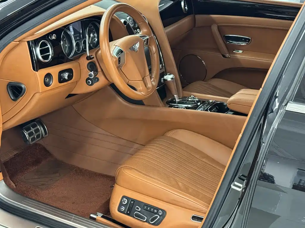 Flying Spur 4.0 T V8 S Standard