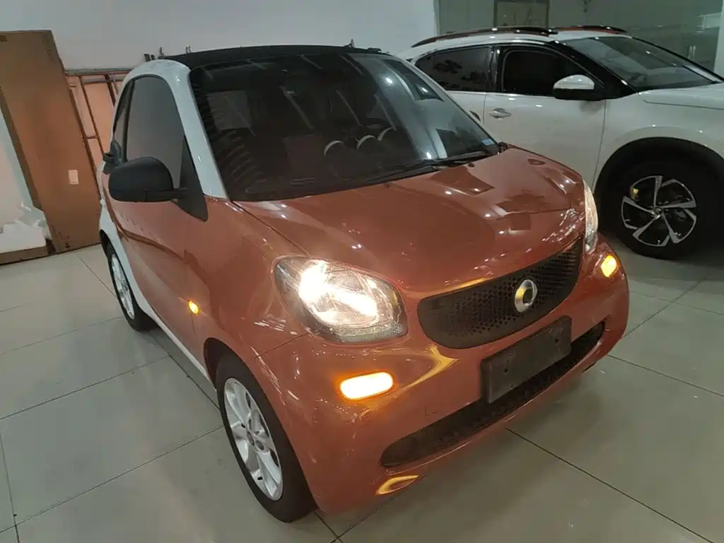 smart fortwo 1.0 L 52 kW Hardtop Agile CN-V