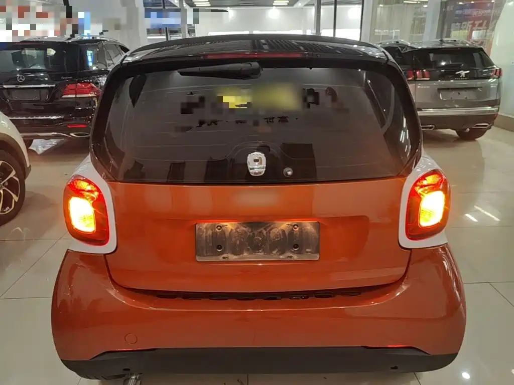 smart fortwo 1.0 L 52 kW Hardtop Agile CN-V