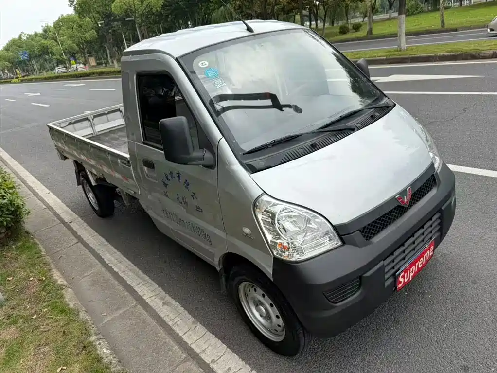 Wuling Rongguang Mini Truck 1.5 L Basic Single Cab CN-VI L3 C