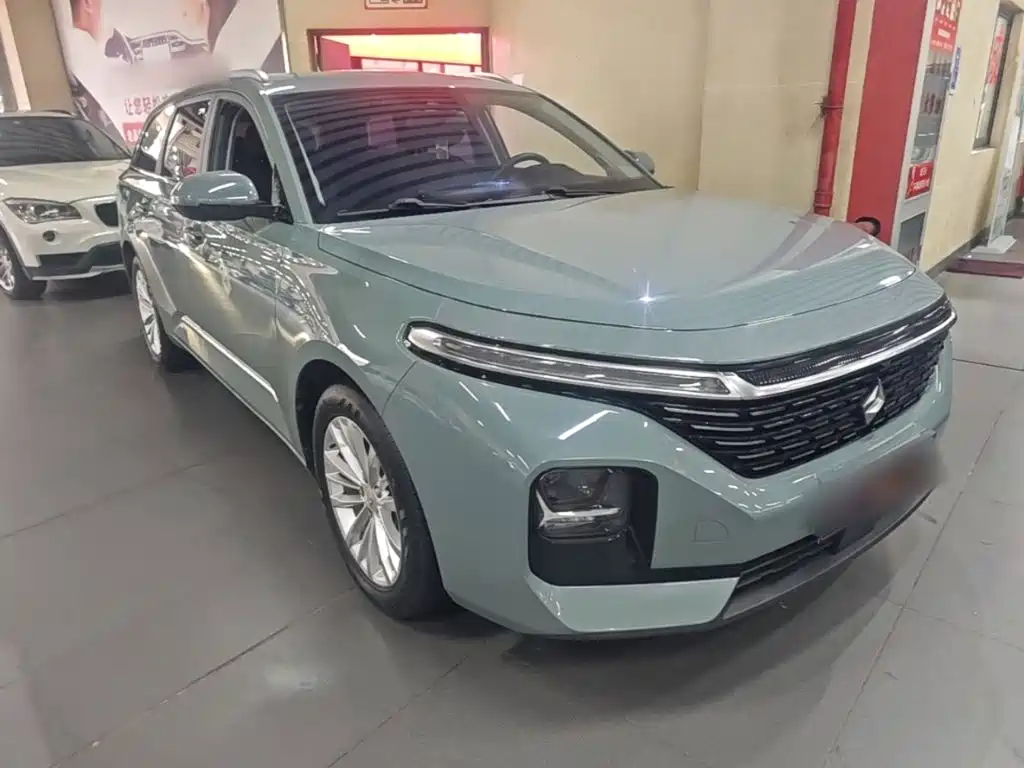 Baojun Valli 1.5 T Dali Sky CVT Premium