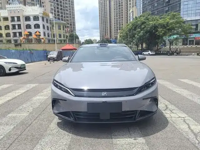 BYD Han DM-i 125 KM Honored