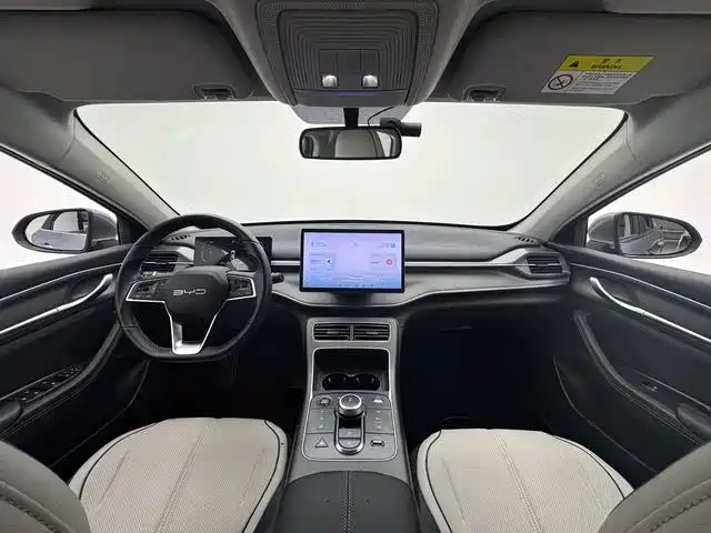Destroyer 05 Glory DM-i 55 KM Luxury