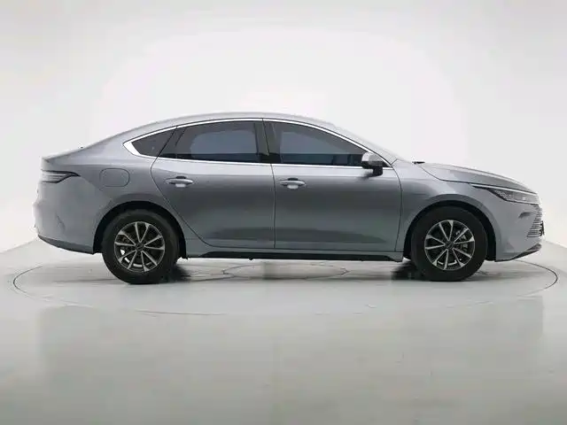 Destroyer 05 Glory DM-i 55 KM Luxury