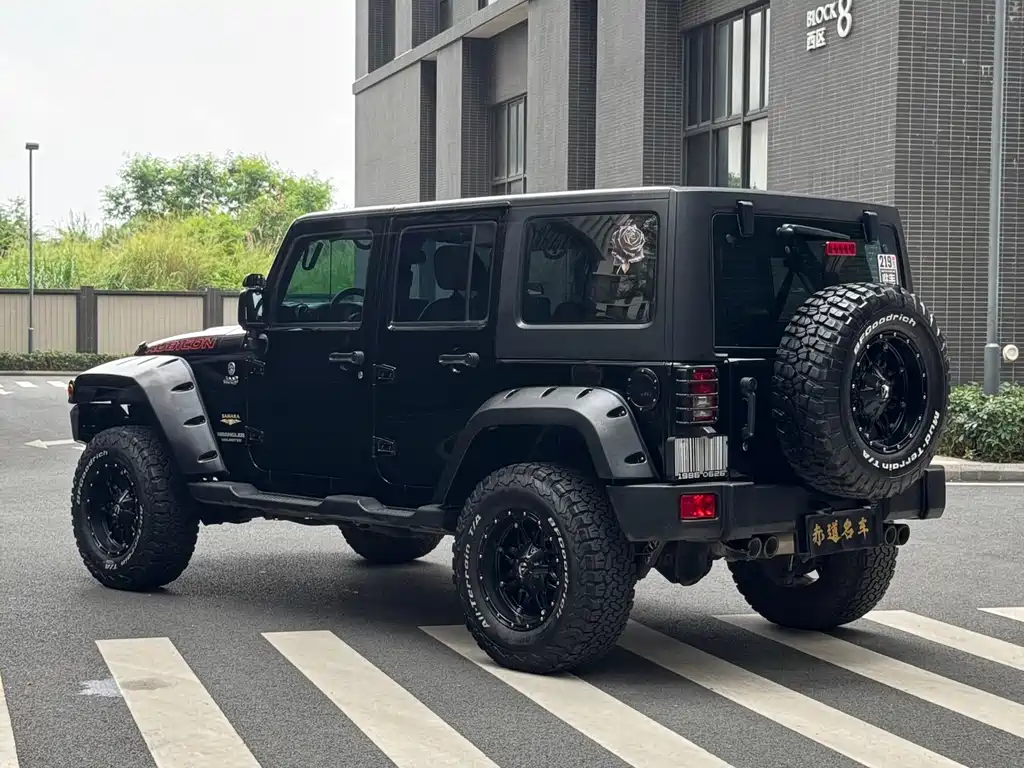 Wrangler 3.0 L Sahara 4-door Comfort Enjoyment