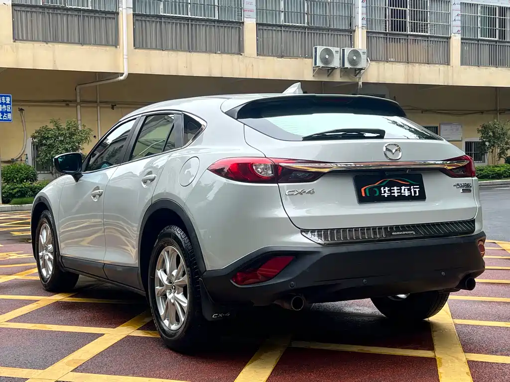 Mazda CX-4 2.0 L Auto 2 WD Blue Sky Vitality