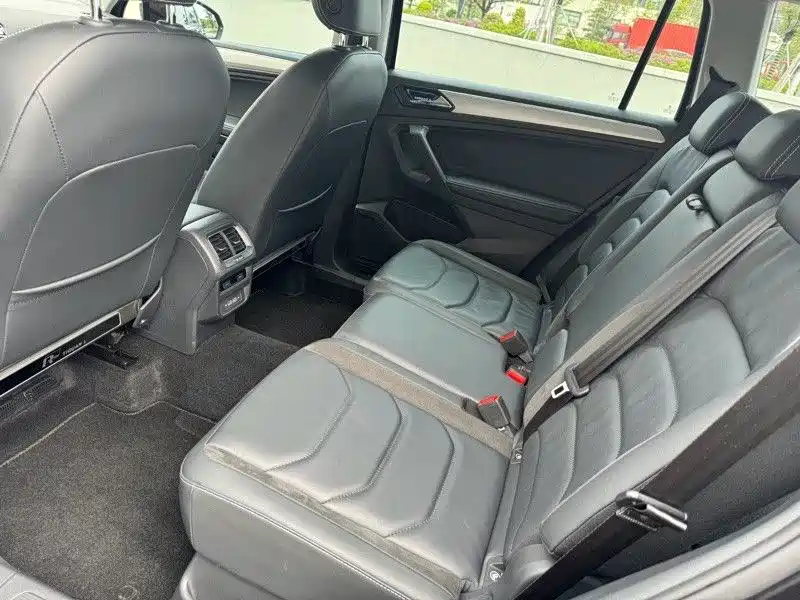 Tiguan L 330 TSI Auto 2 WD Panoramic Comfort CN-VI