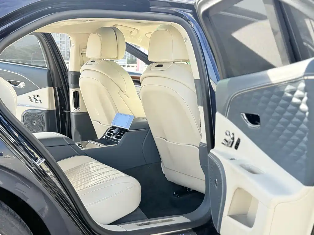 Flying Spur 4.0 T V8 Standard