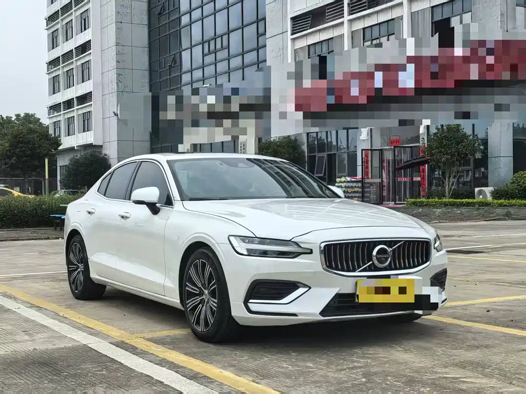 Volvo S60 B4 Smart Vision Luxury