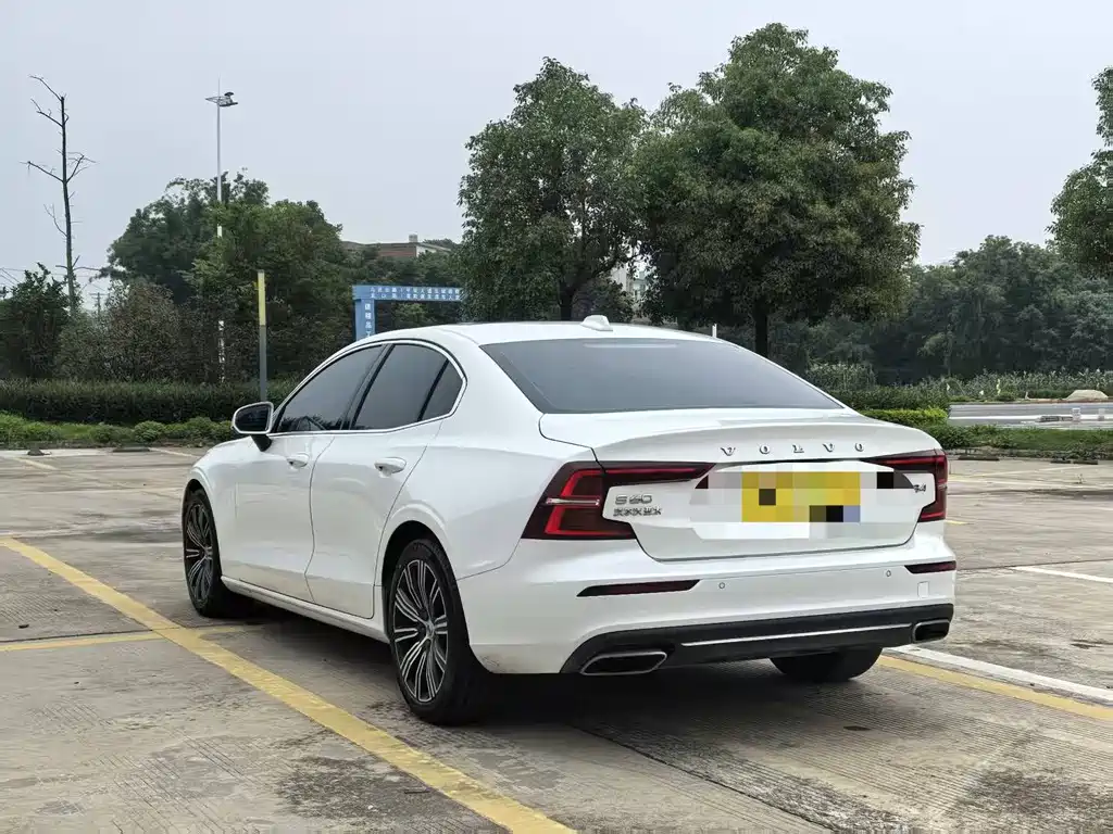 Volvo S60 B4 Smart Vision Luxury