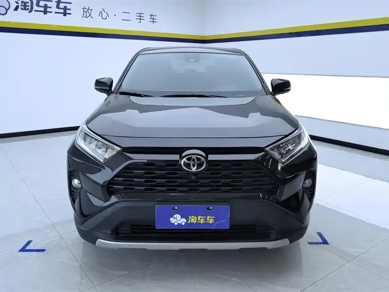 Toyota RAV4 2.0 L CVT 2 WD Style