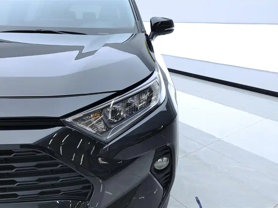 RAV4 2.0 L CVT 2 WD Style