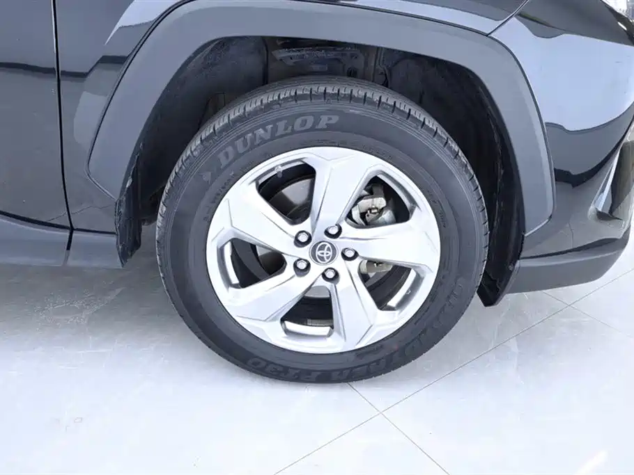 RAV4 2.0 L CVT 2 WD Style