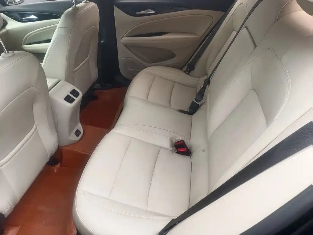 Regal 552 T Elite