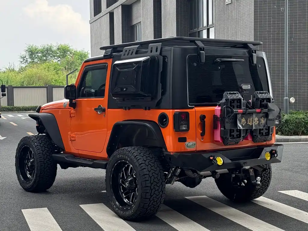 Wrangler 3.6 L Sahara 2-door