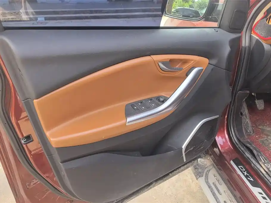 Soueast DX7 1.5 T Manual Elite