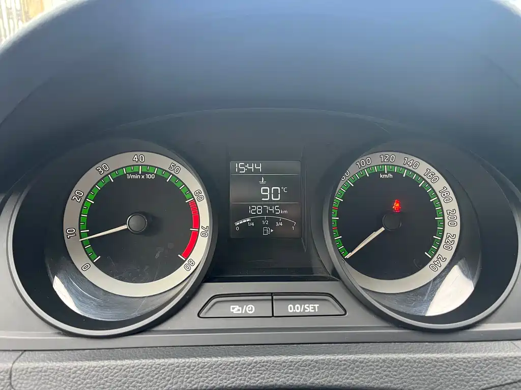 Rapid Spaceback 昕动 2018款 1.4 L 手动标准版