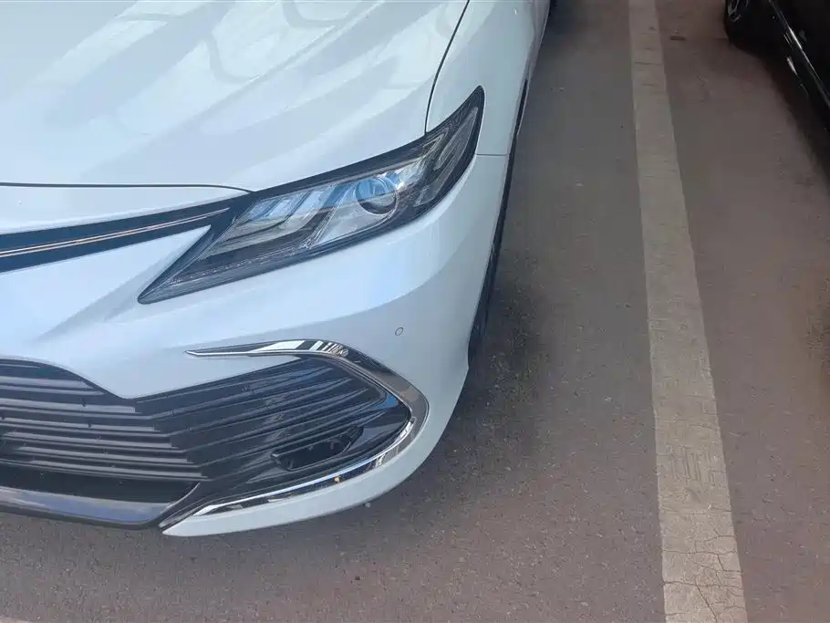 Camry Dual Engine 2.5 HG Luxury