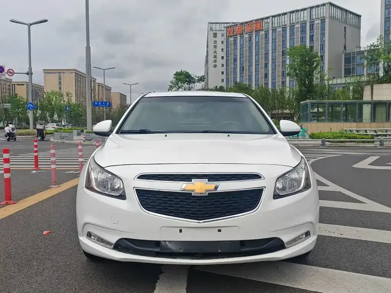 Chevrolet Cruze 1.5 L Classic SE AT