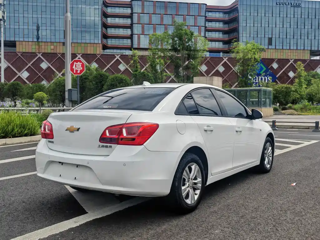 Cruze 1.5 L Classic SE AT