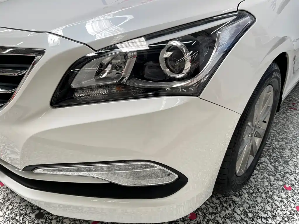 Mistra 1.8 L Auto Intelligent GLS