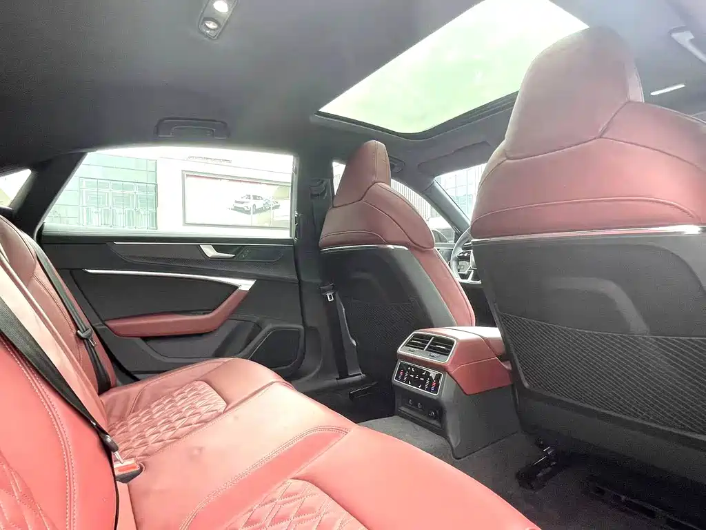 Audi A7 L 45 TFSI quattro S-line Black Warrior