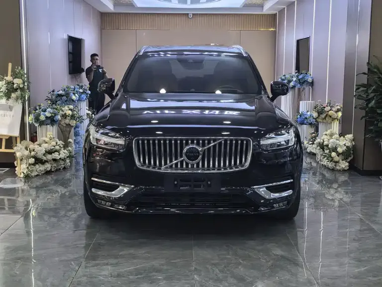 Volvo XC90 B6 Smart Grace Luxury 7-seat