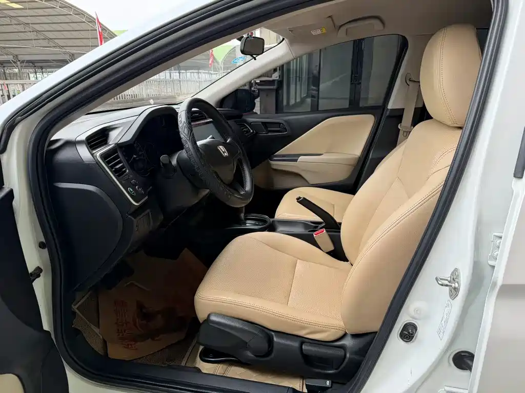 City 1.5 L CVT Comfort