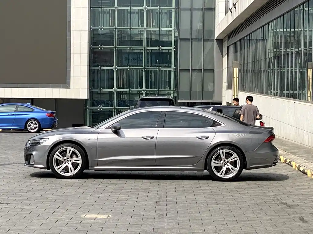 Audi A7 L 45 TFSI S-line Build Dream Youth
