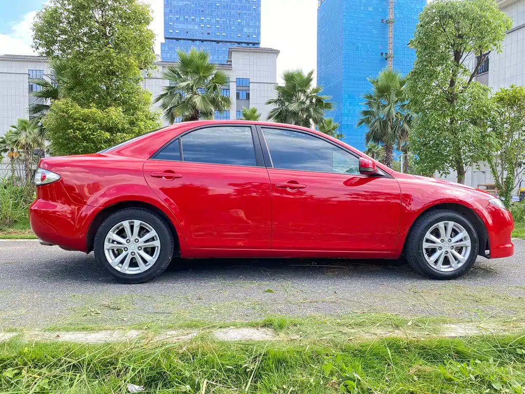 Mazda 6 2.0 L Auto Fashion