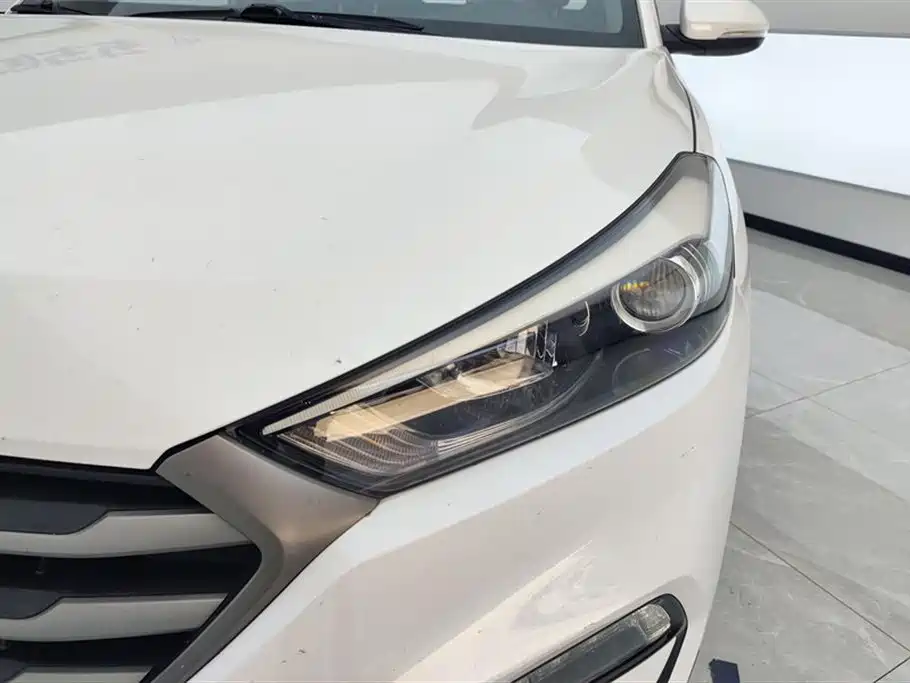 Tucson 1.6 T DCT 2 WD Intelligent